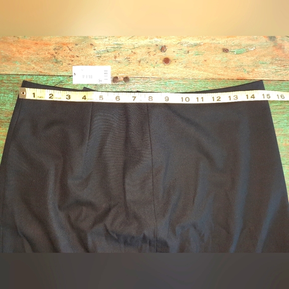 NWT The Limited size 6 classic black asymmetrical skirt excellent used condition - Picture 7 of 10